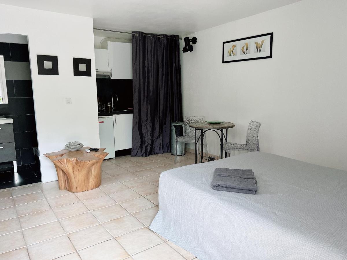 appartement climatisé parking cité Paoline Corte  Exterior foto